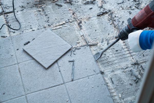 Flooring Removal Service in Navarre